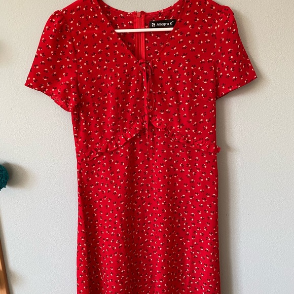 Red floral print dress - Picture 2 of 4